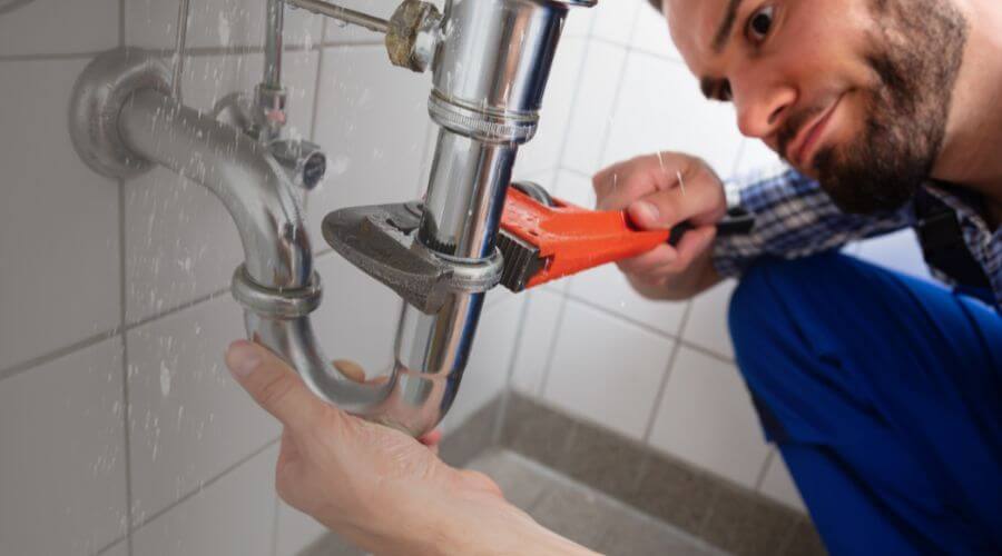 Professional expert plumbing services in Laconia, IN